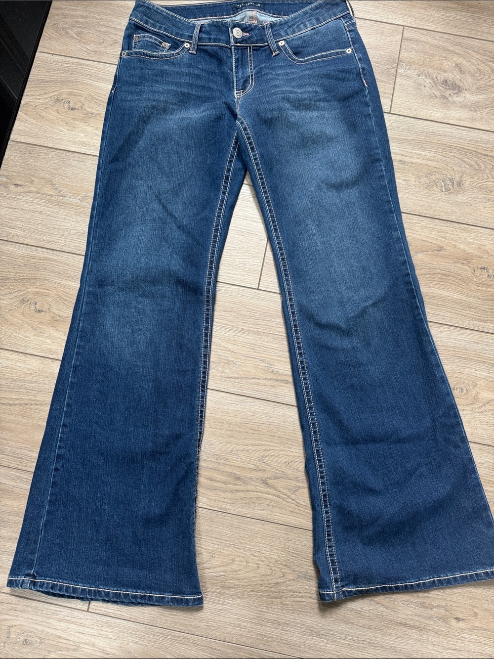 Aeropostale Women's Dark Blue Flare Jeans size 8R